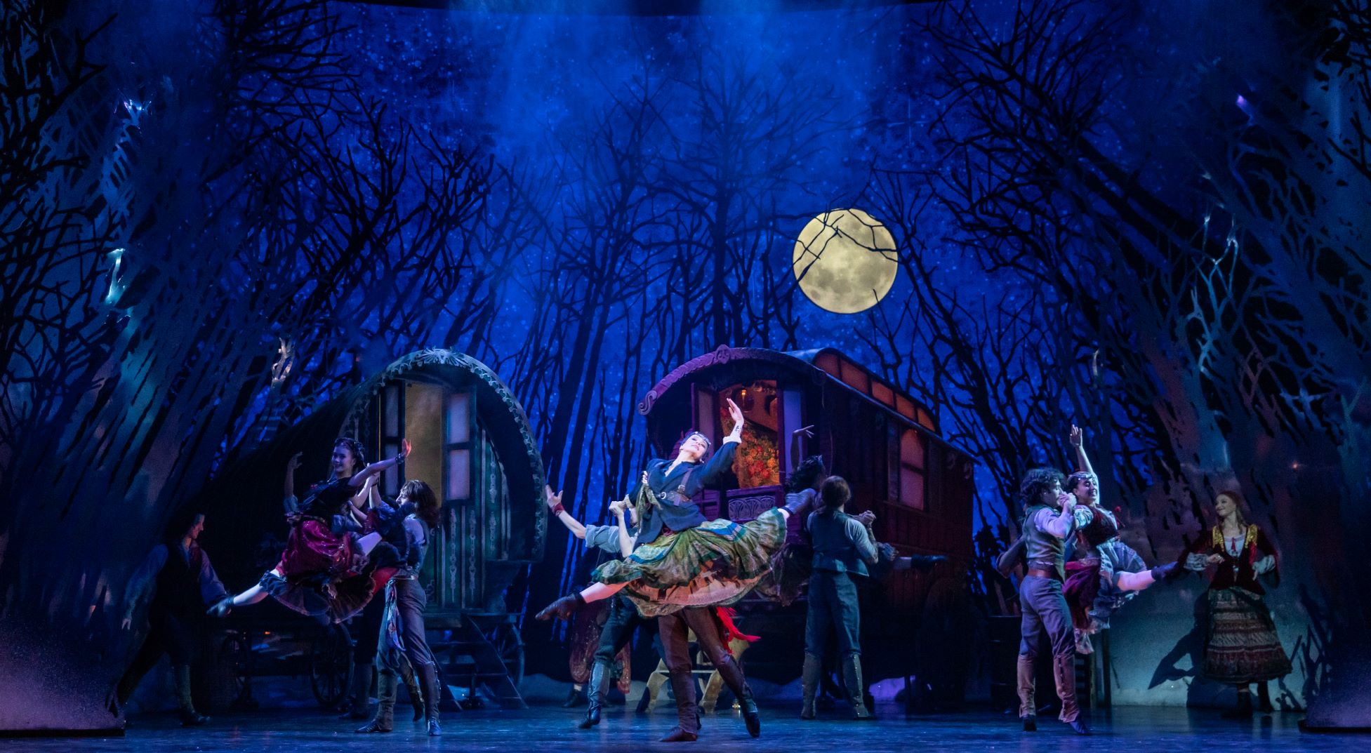 Ballet Theatre UK brings Hans Christian Andersen's classic fairytale, The  Snow Queen at New Theatre Royal, Lincoln